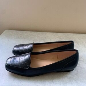Bandalino Navy‎ Croc Embossed Square Toe Slip On Loafers Shoes
Women's 6 NEW